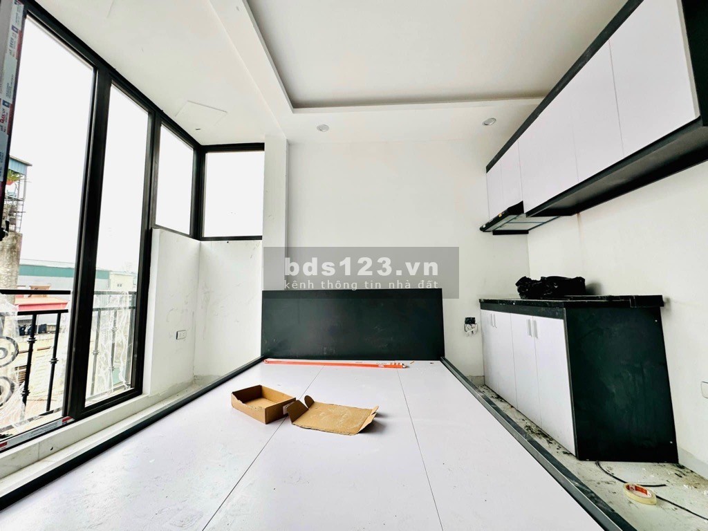 Bán nhà 6 tầng Tam Trinh mới đẹp thang máy, full nội thất, kinh doanh dòng tiền, dt 6m, chào 7.9 tỷ.