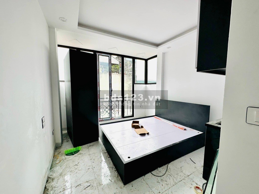 Bán nhà 6 tầng Tam Trinh mới đẹp thang máy, full nội thất, kinh doanh dòng tiền, dt 6m, chào 7.9 tỷ.