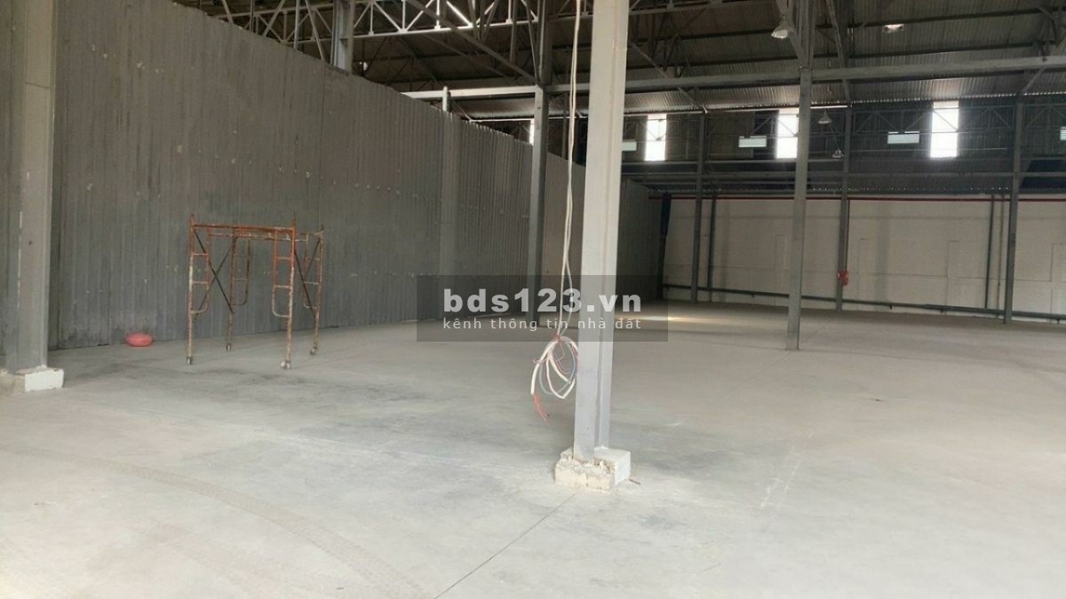 Cho thuê kho xưởng 800m2 có đầy đủ pccc đường QL 1K, Linh Xuân, Thủ Đức, đường xe container