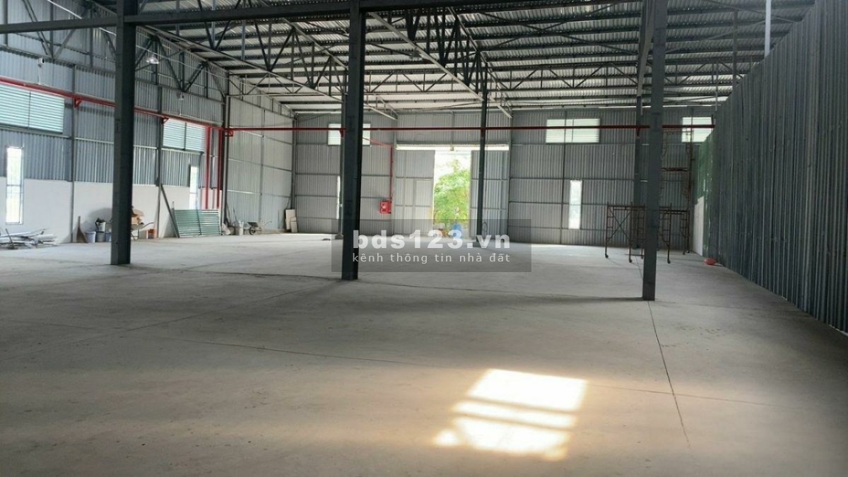 Cho thuê kho xưởng 800m2 có đầy đủ pccc đường QL 1K, Linh Xuân, Thủ Đức, đường xe container