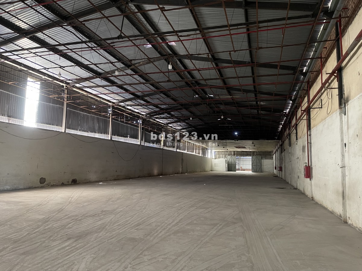 Cho thuê kho xưởng 1000m2, 1500m2, 3000m2, 5500m2 Trong KCN Sóng Thần 1 có PCCC tự động bên trong