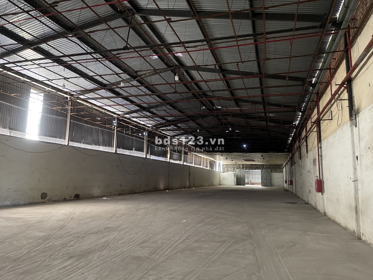 Cho thuê kho xưởng 1000m2, 1500m2, 3000m2, 5500m2 Trong KCN Sóng Thần 1 có PCCC tự động bên trong