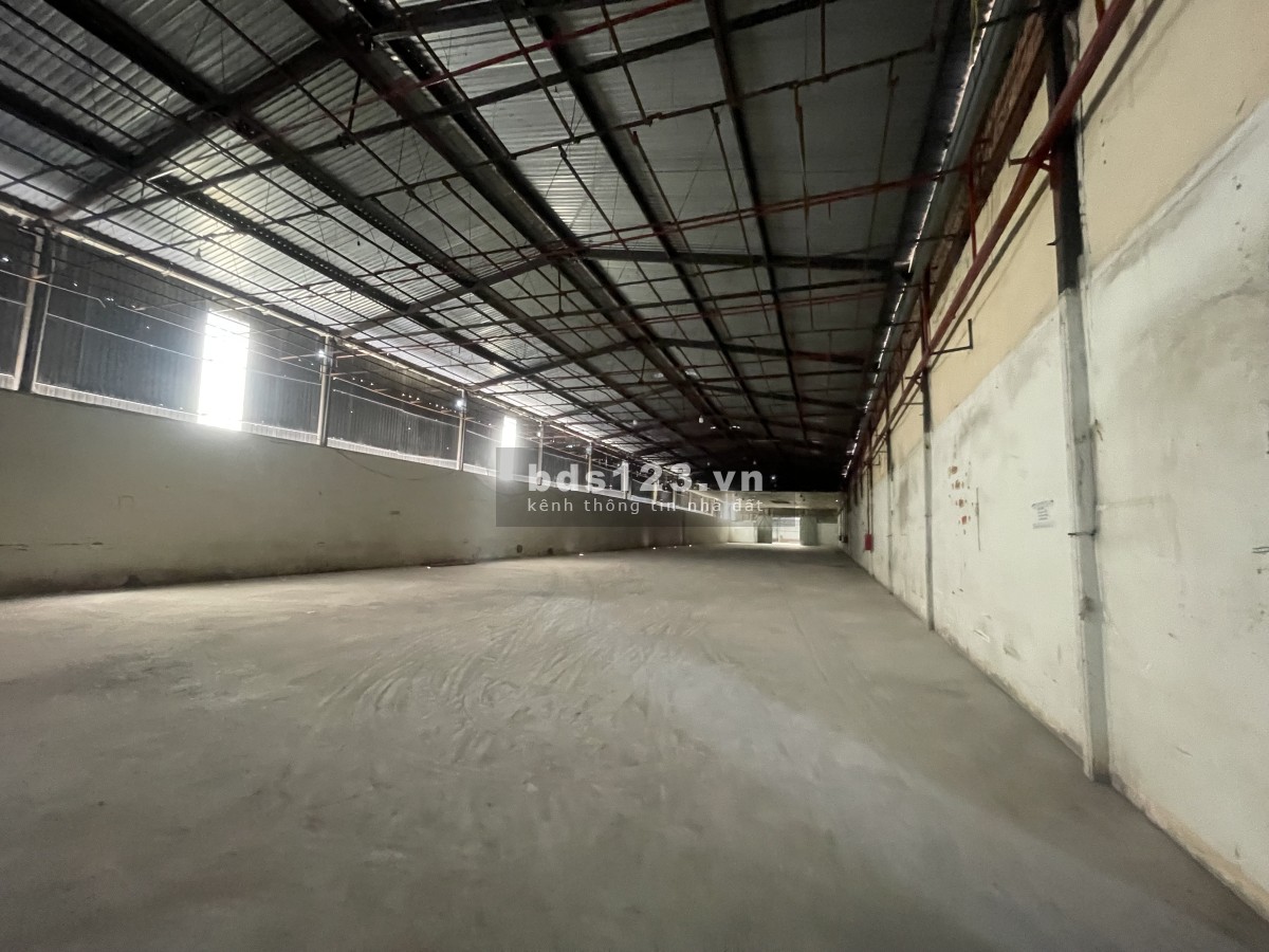 Cho thuê kho xưởng 1000m2, 1500m2, 3000m2, 5500m2 Trong KCN Sóng Thần 1 có PCCC tự động bên trong