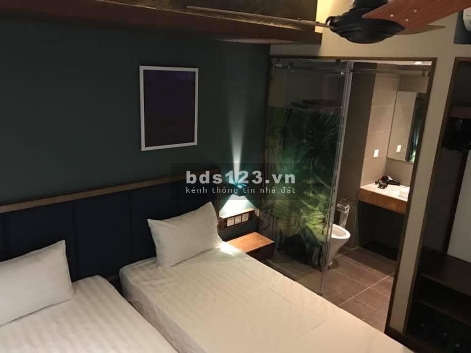 Bán Khách Sạn 20 phòng, 9 tầng phố cổ