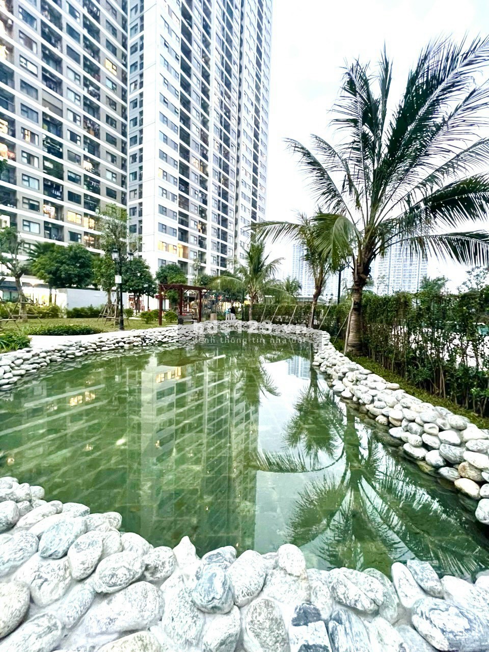 Bán căn hộ Imperia Smart City tòa I1 diện tích 55M2, 2PN nhỉnh 2,9 tỷ view bể bơi tuyệt đẹp