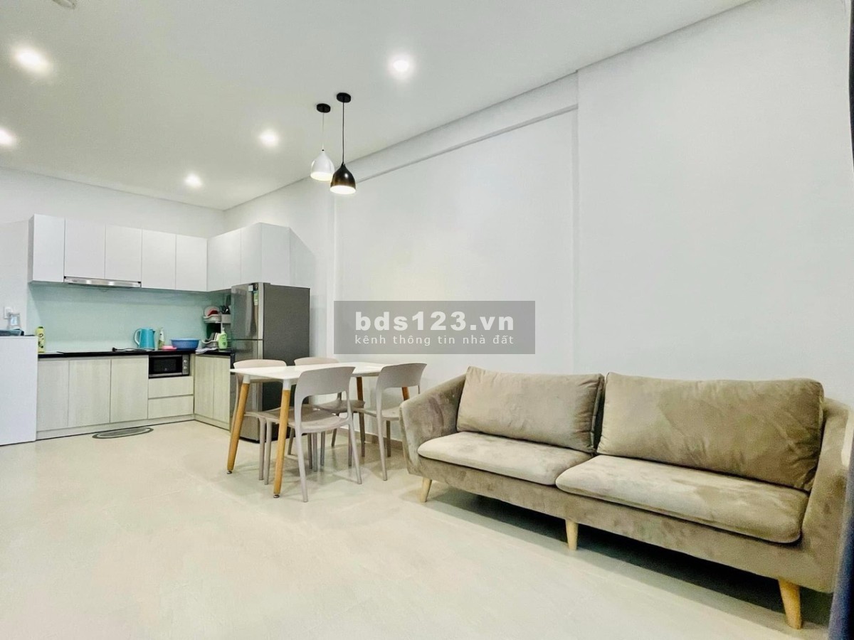 Bán căn hộ 1PN, tầng đẹp, có nội thất, đã có sổ hồng