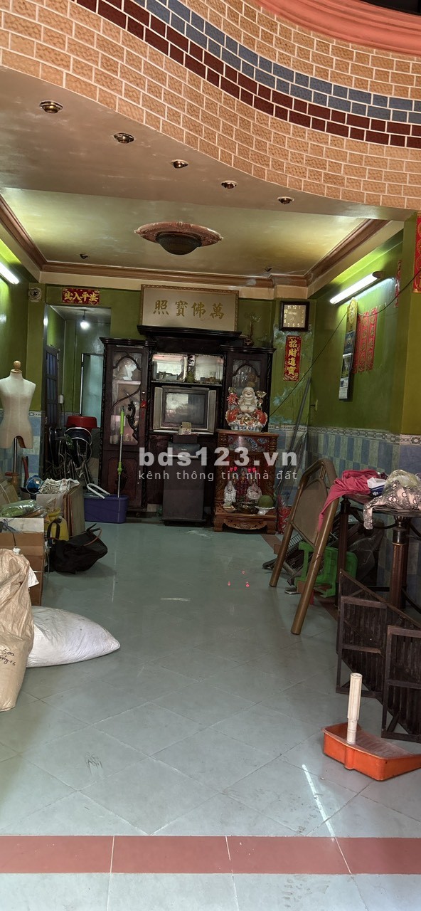 Cho thuê nhà 1 lửng 2 lầu 1 st hẻm 62 Xóm Đất, phường 8, quận 11 vào ở ngay
