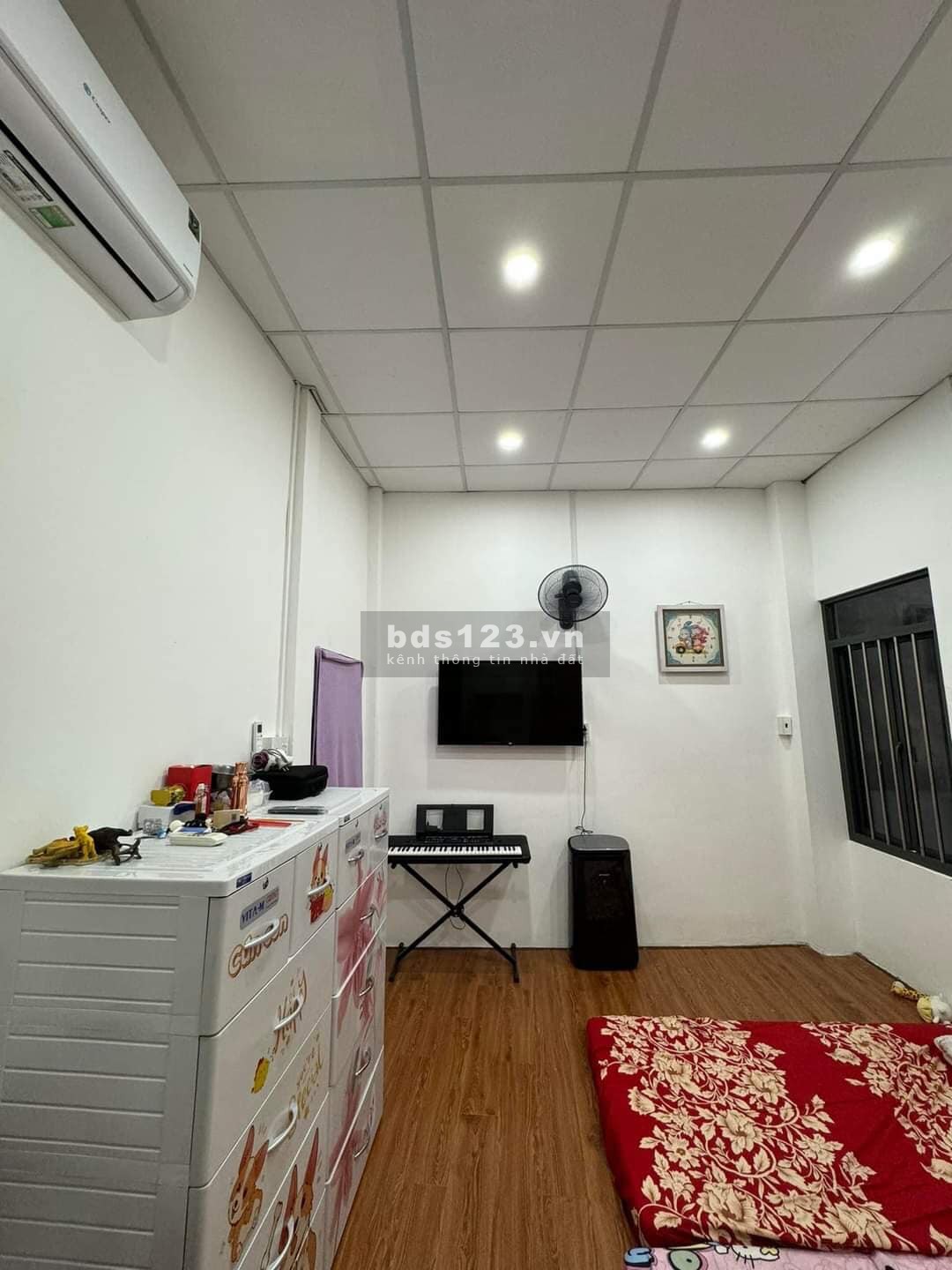 Tân Bình, nhà 2 tầng, 2PN, vị trí cực đẹp, sát bên quận 10 - Gía nhỉnh 3.Xxx tỷ
