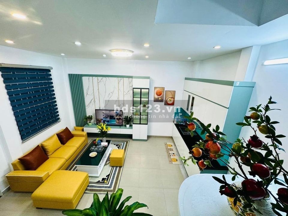 Nhà đẹp Hào Nam 35m, 4 tầng. Chỉ 5.89 tỷ