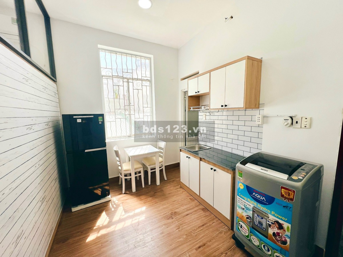 CHDV giá rẻ, full nội thất, có cửa sổ diện tích 40m2