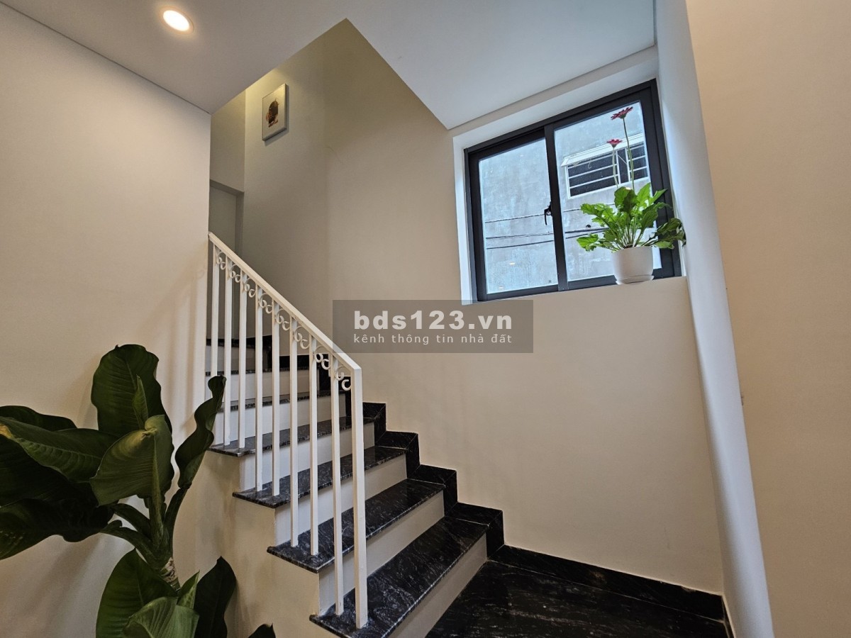 Cần bán gấp nhà mới xây-3tầng-Ngô Chân Lưu,Liên Chiểu-chỉ 3xx tỷ