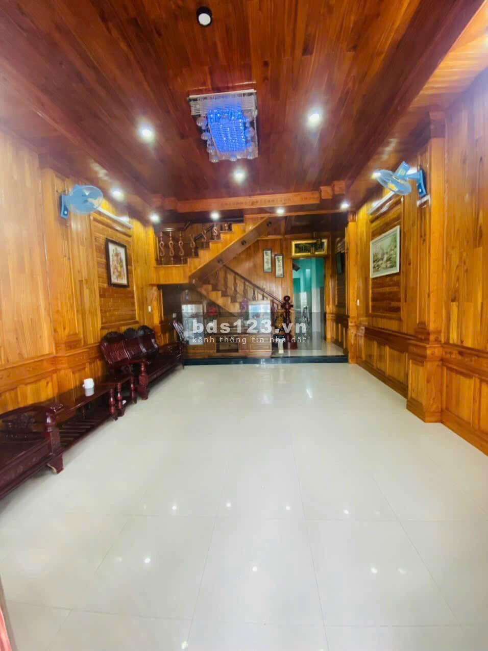 Bán nhà 2 tầng Lý Văn Phức, Ngũ Hành Sơn.