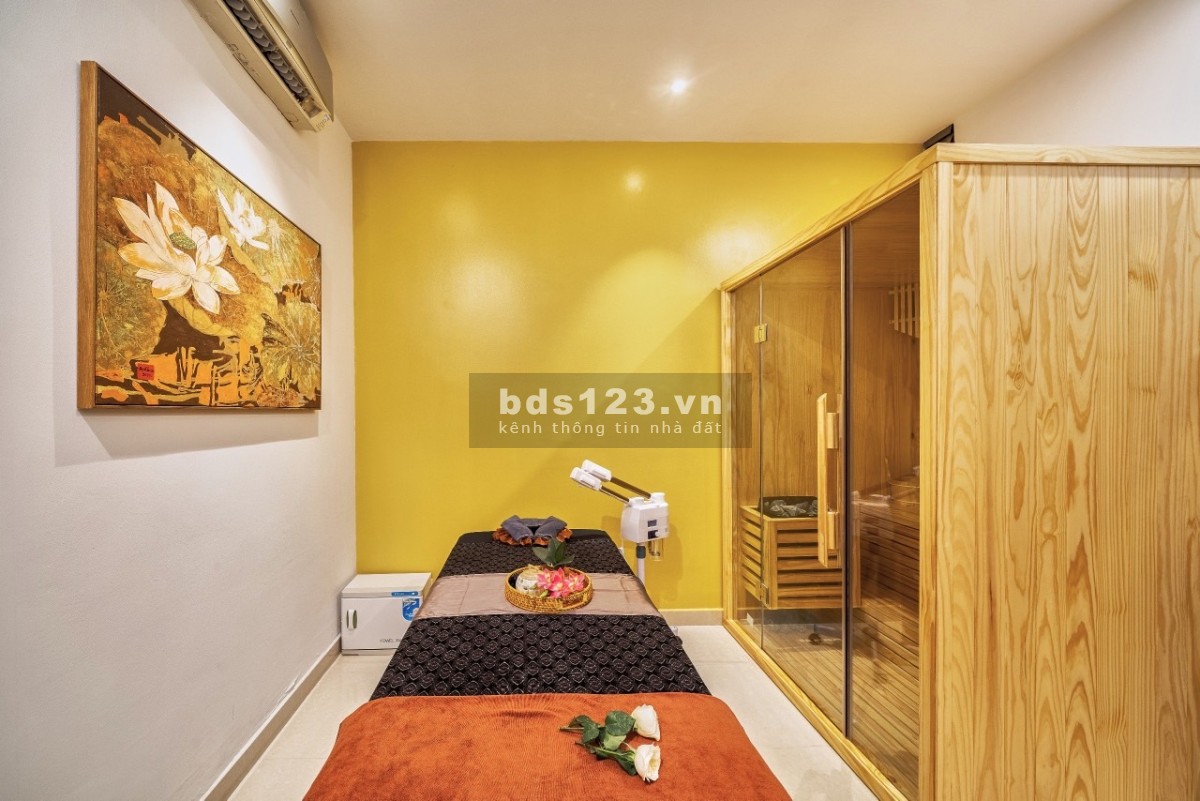 Hotel For Sale view Hàn River, Da Nang City