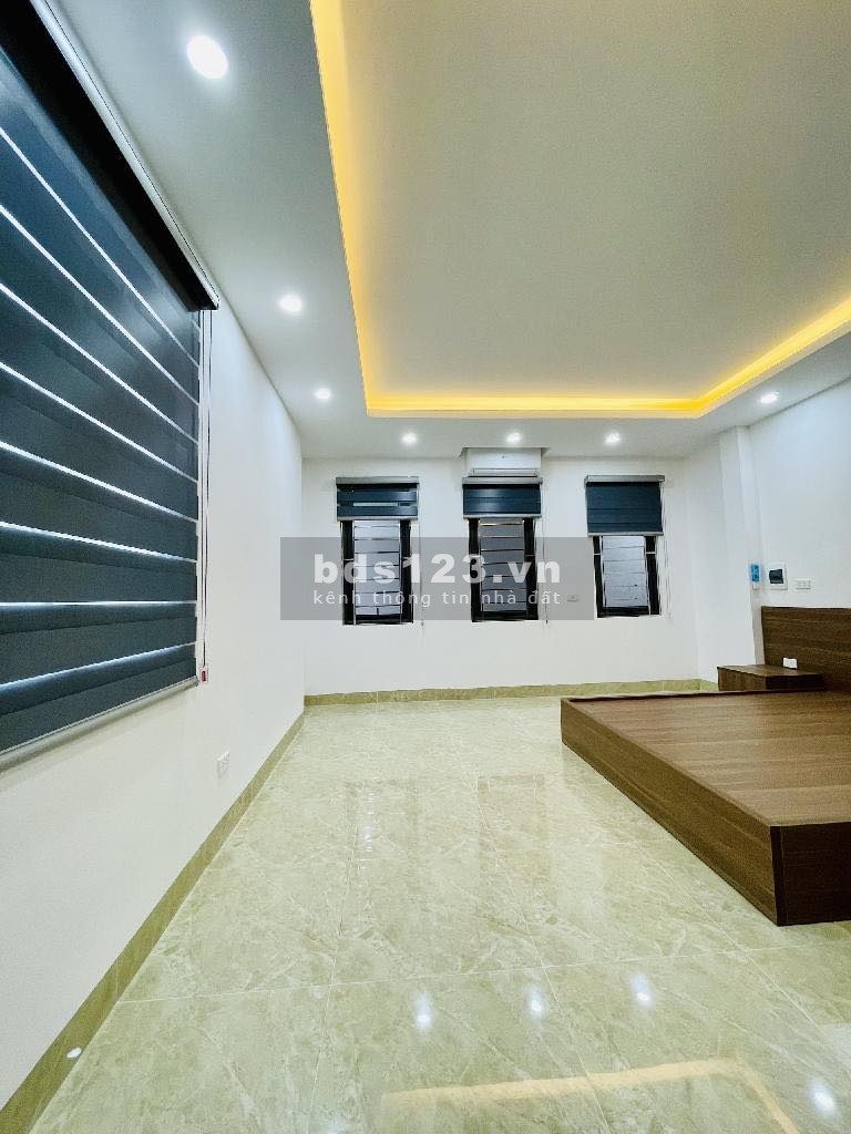 Bán nhà Mỹ Đình, Nam Từ Liêm thiết kế 5 tầng, 30m, mặt tiền 4.6m giá 5.6 tỷ