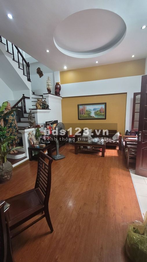 Bán nhà phố chùa Bộc Đống Đa ô tô tránh 51M2*4 tầng chỉ 9 tỷ