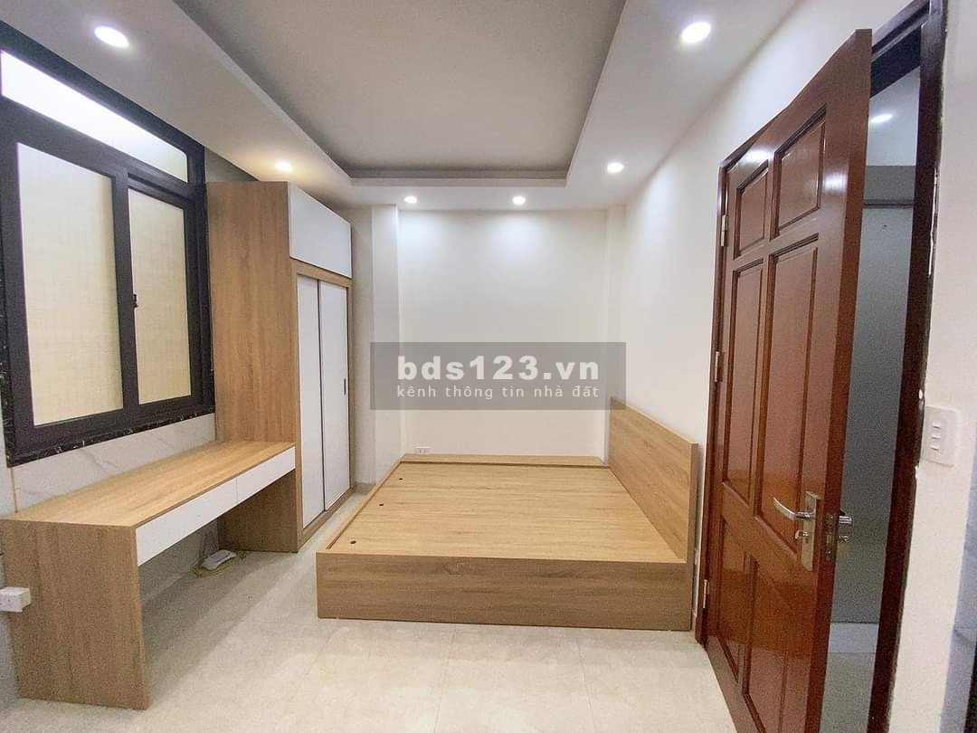 Tòa building 2 thoáng ô tô tránh 261M2 X 8 tầng đang cho thuê 3 tỷ/ năm giá 37 tỷ