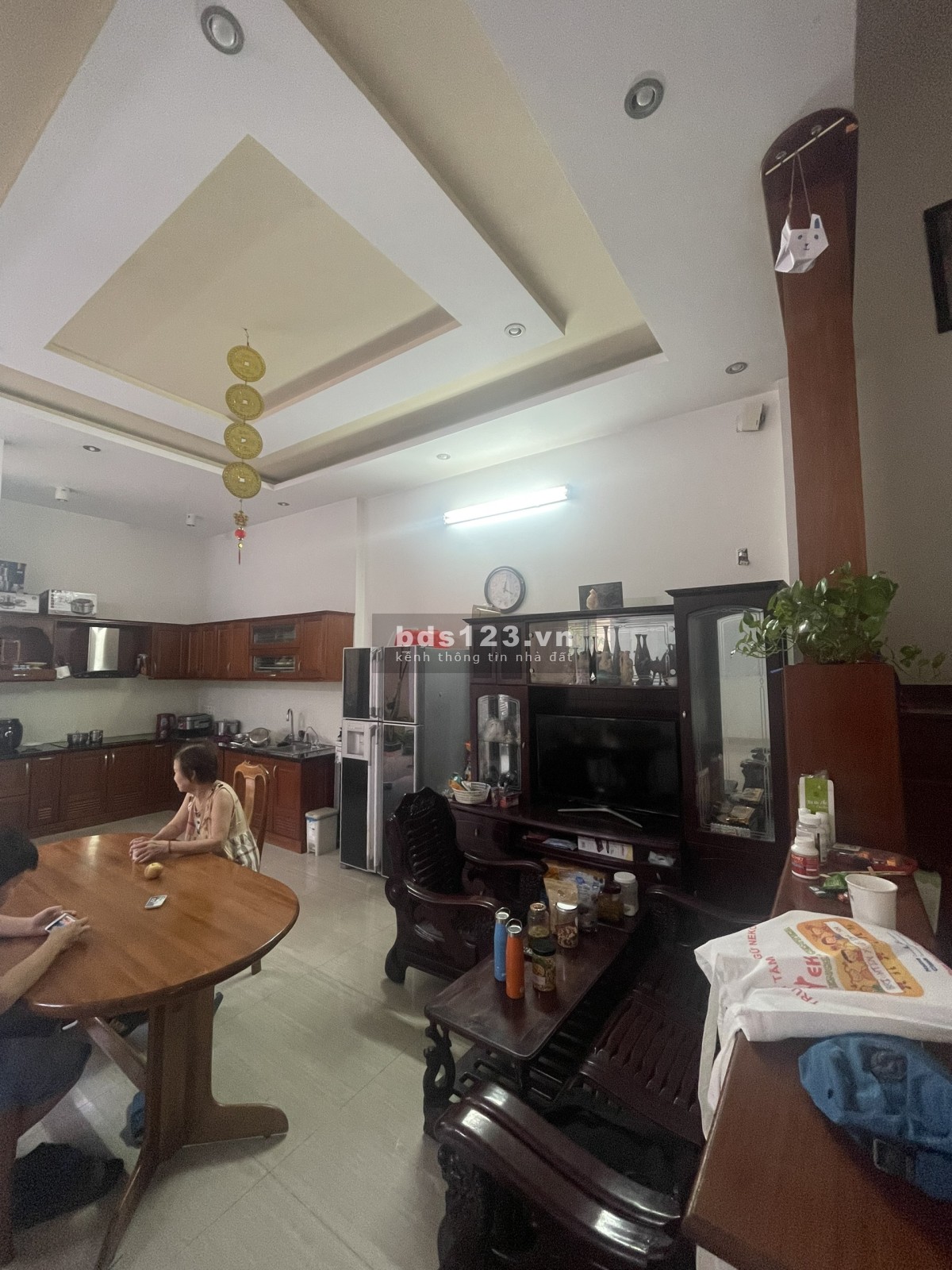 Cho thuê nhà mặt tiền Nguyễn Hoàng 35tr/tháng xây 3 tầng có gara + Sân vườn HĐ ký lâu dài