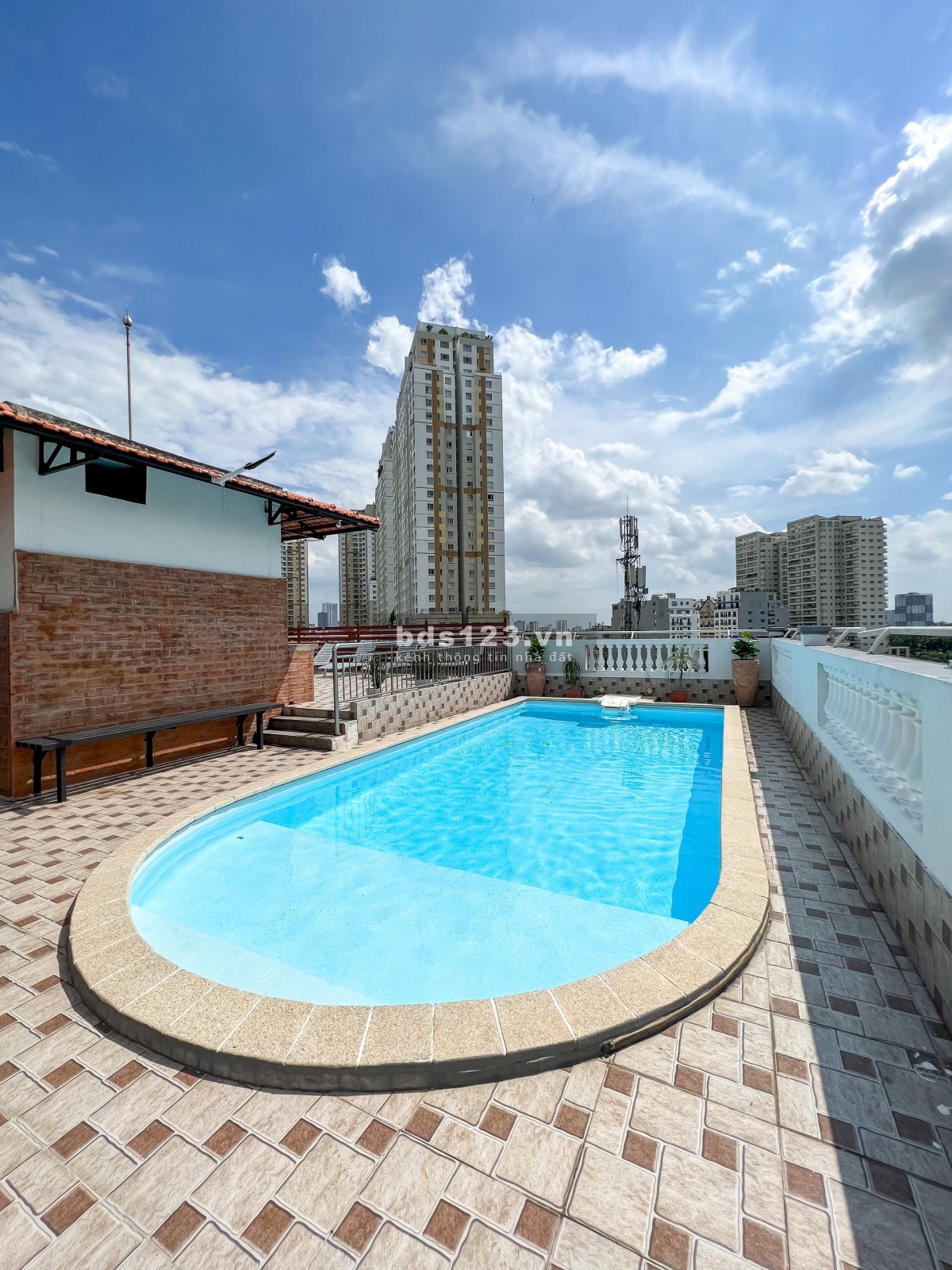 Cho thuê căn hộ 3pn 125m2 Nguyễn Văn Hưởng, Thảo Điền, Quận 2, giá 25tr thương lượng