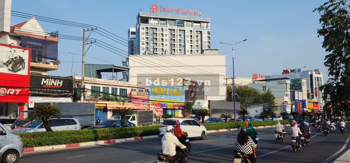Cho thuê nhà mặt tiền: Số 400 Đường Đại Lộ Bình Dương,…