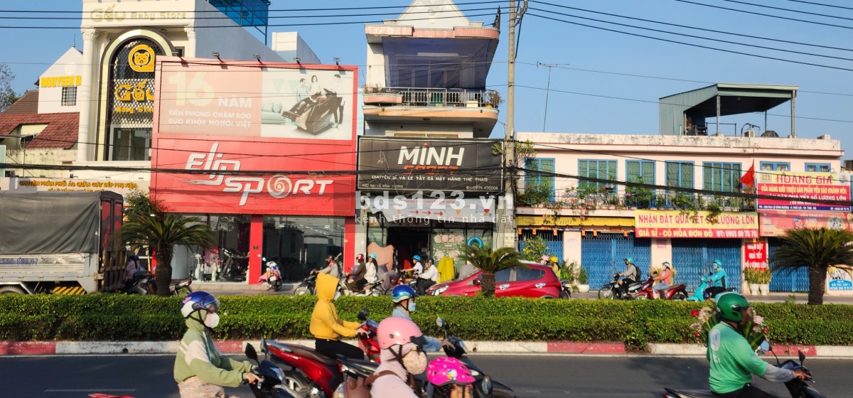 Cho thuê nhà mặt tiền: Số 400 Đường Đại Lộ Bình Dương,…