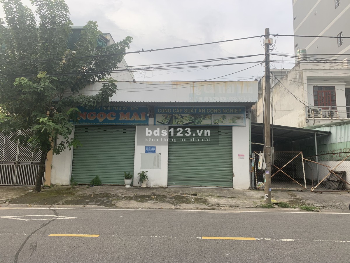 Cần bán gấp lô đất mặt tiền chợ Việt Sing, bề ngang rộng, full thổ cư