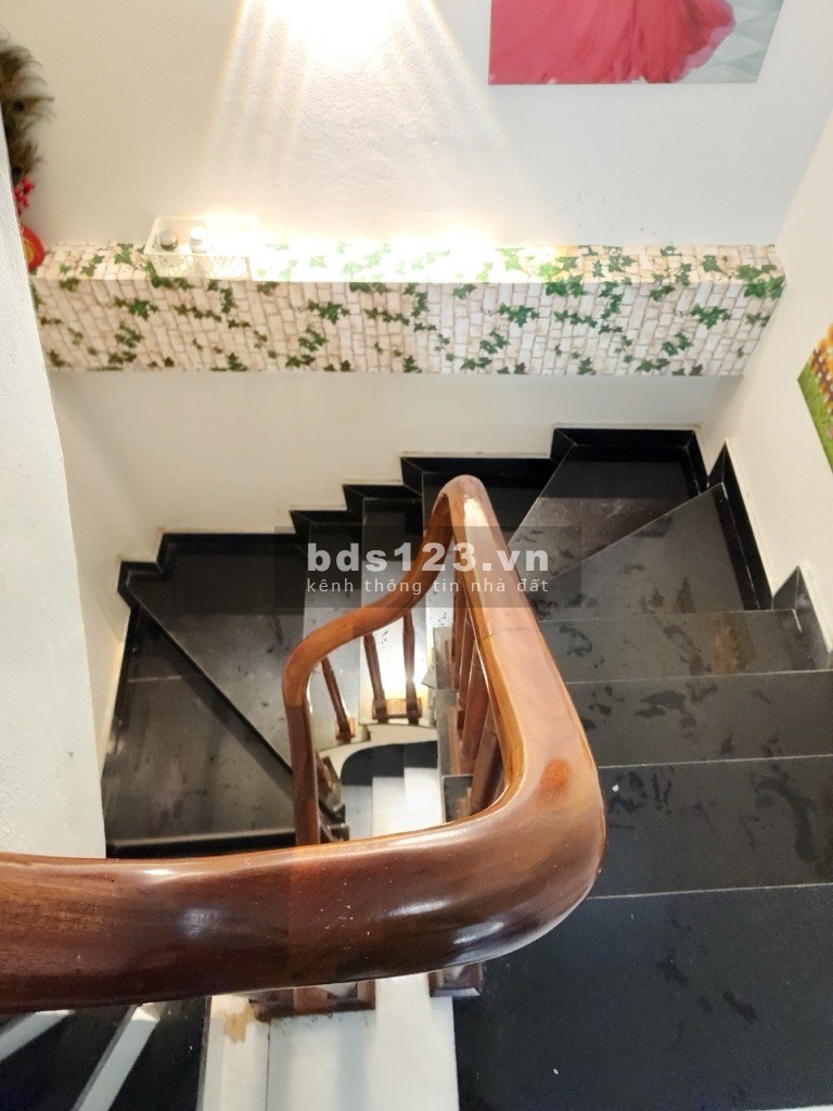 Bán nhà mỹ đình xây dụng 5 tầng ngõ nông thông thoáng, giá 5.9 tỷ
