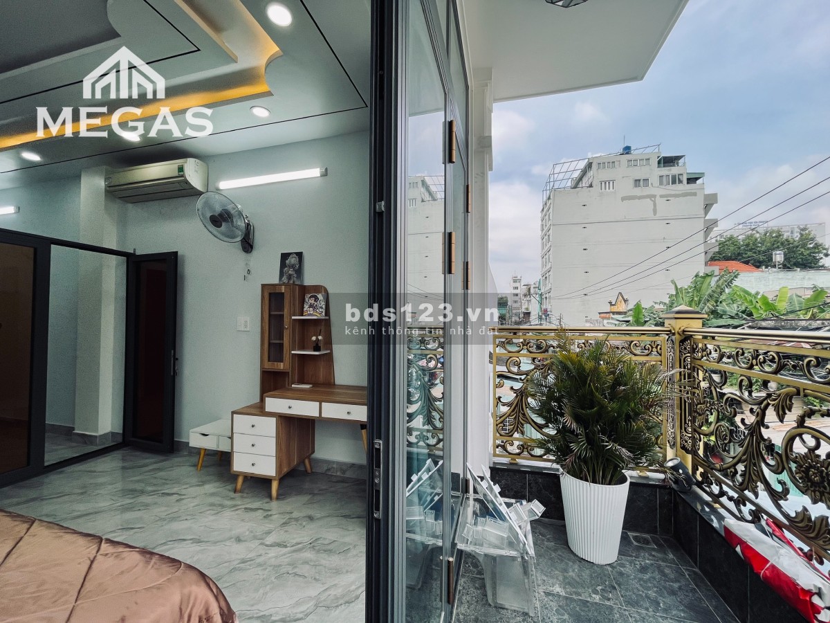Căn hộ 1 phòng ngủ, full nội thất, ban công riêng ngay Phan Văn Hớn