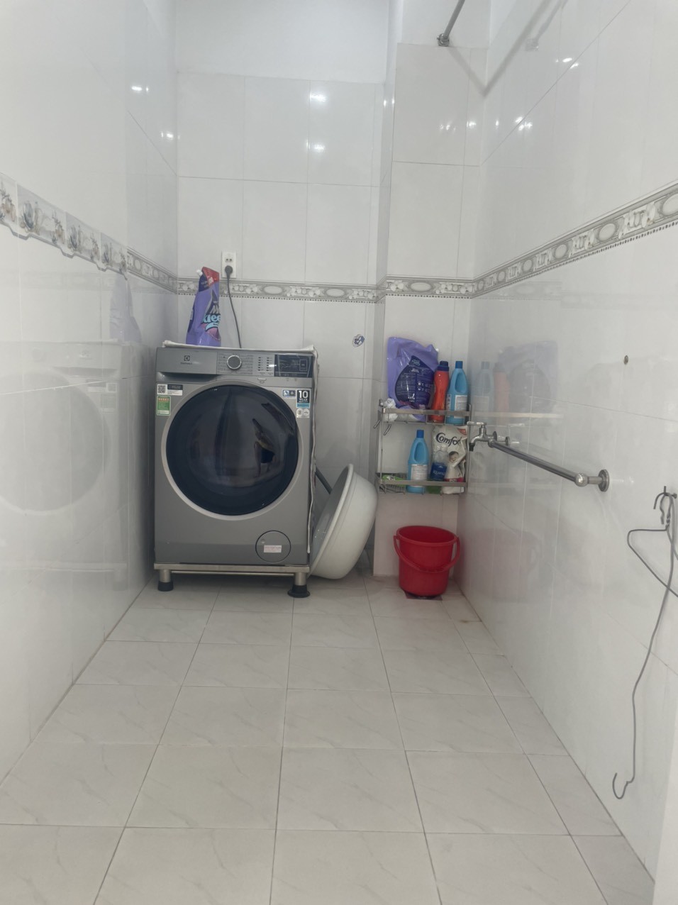 Bán nhà cấp 4, 3x17 hẻm xe hơi rộng đường C1, cạnh nhà ga T3, 6,8 tỷ