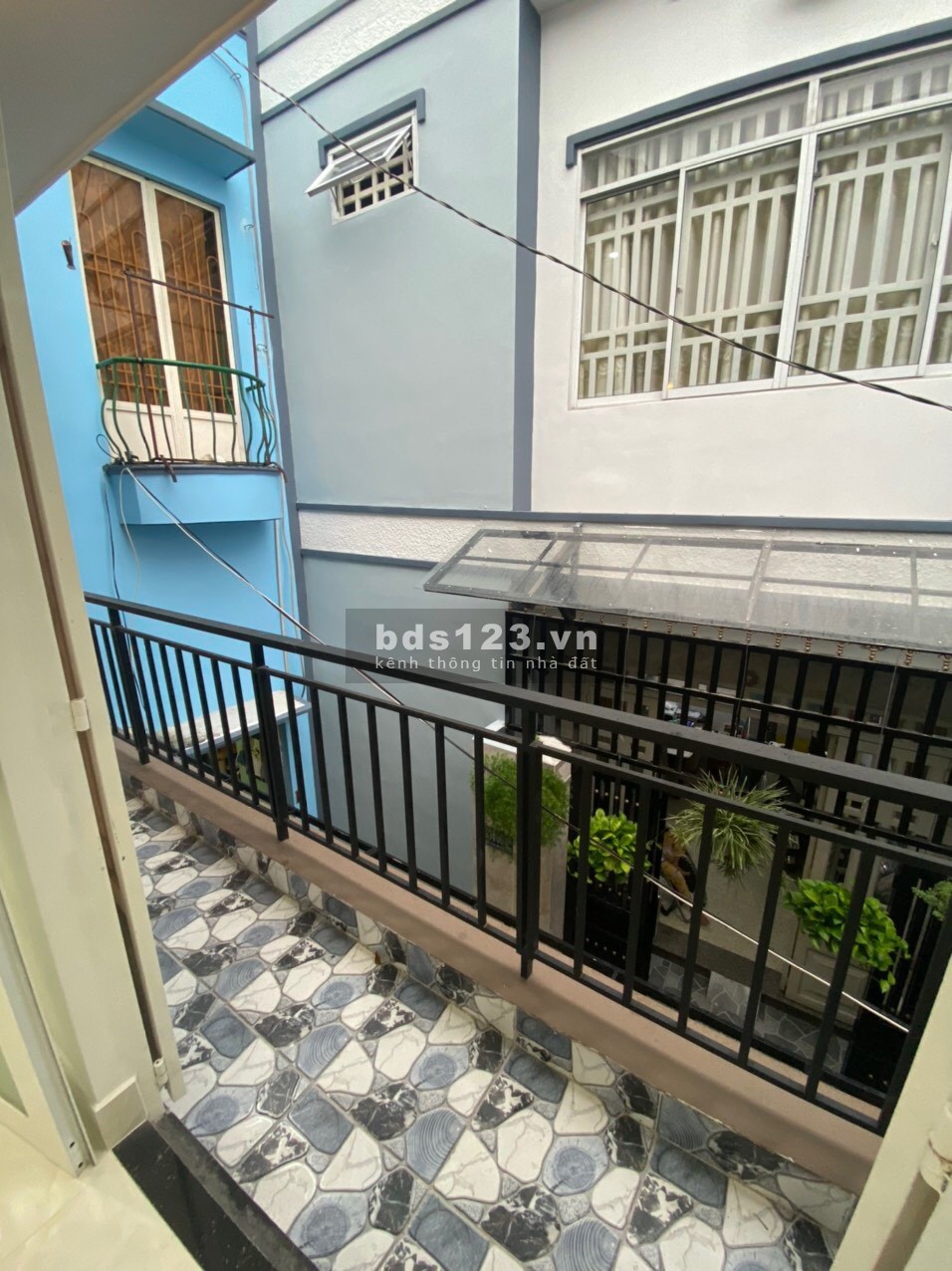 Bán nhà 334/69/4D Chu Văn An, P12, Q.Bình Thạnh, 5x5.5 (1trệt, 1 lầu, 1 lửng), giá 3,35 tỷ