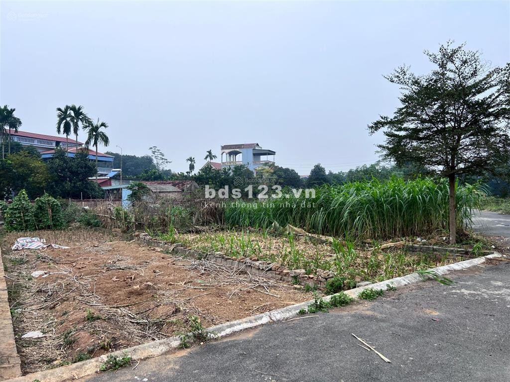Chính chủ bán đất 300m2 gần công nghệ cao hoà lạc giá 27tr/m2.