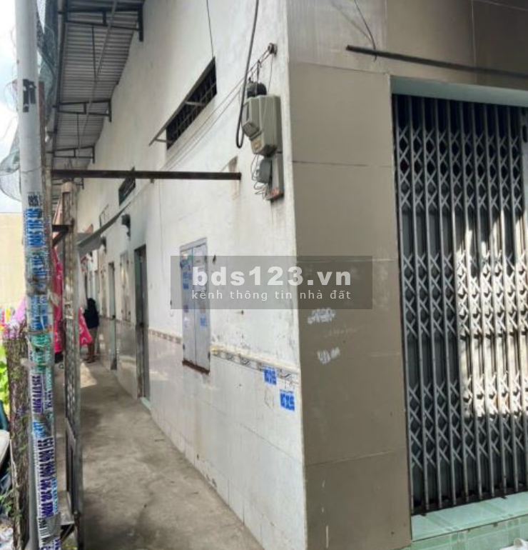 Có 4 phòng trọ và kiot giá 2.45 tỷ khu phố Thống Nhất 2, thành phố Dĩ An