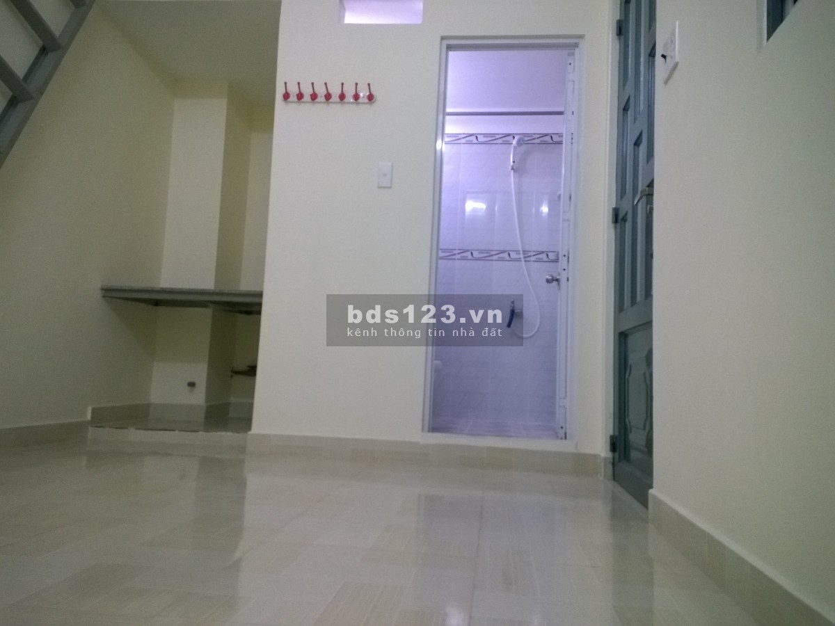 Phòng trọ an ninh, sạch sẽ, có gác lửng