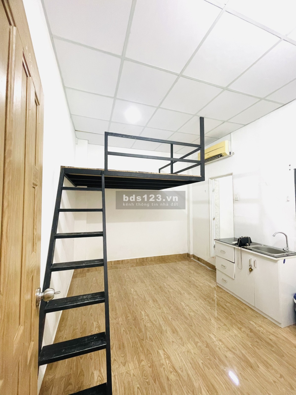 10 phòng gác cửa sổ mới xây giá chỉ từ 4tr8 trung tâm quận Bình Thạnh