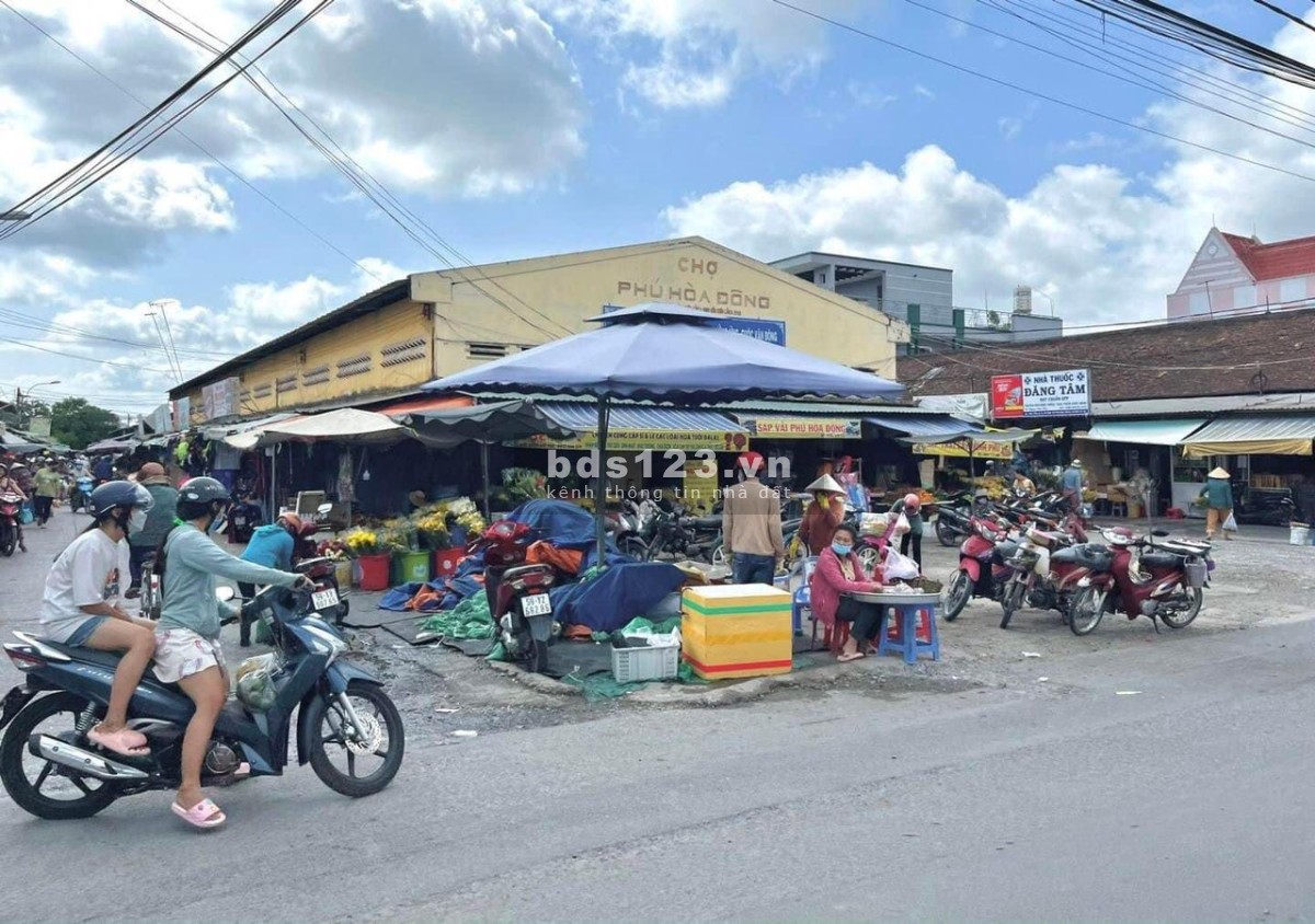 Bán lô đất 162m full thổ 1/ đường TL15 Phú Hòa Đông Củ Chi GIÁ 1ty380