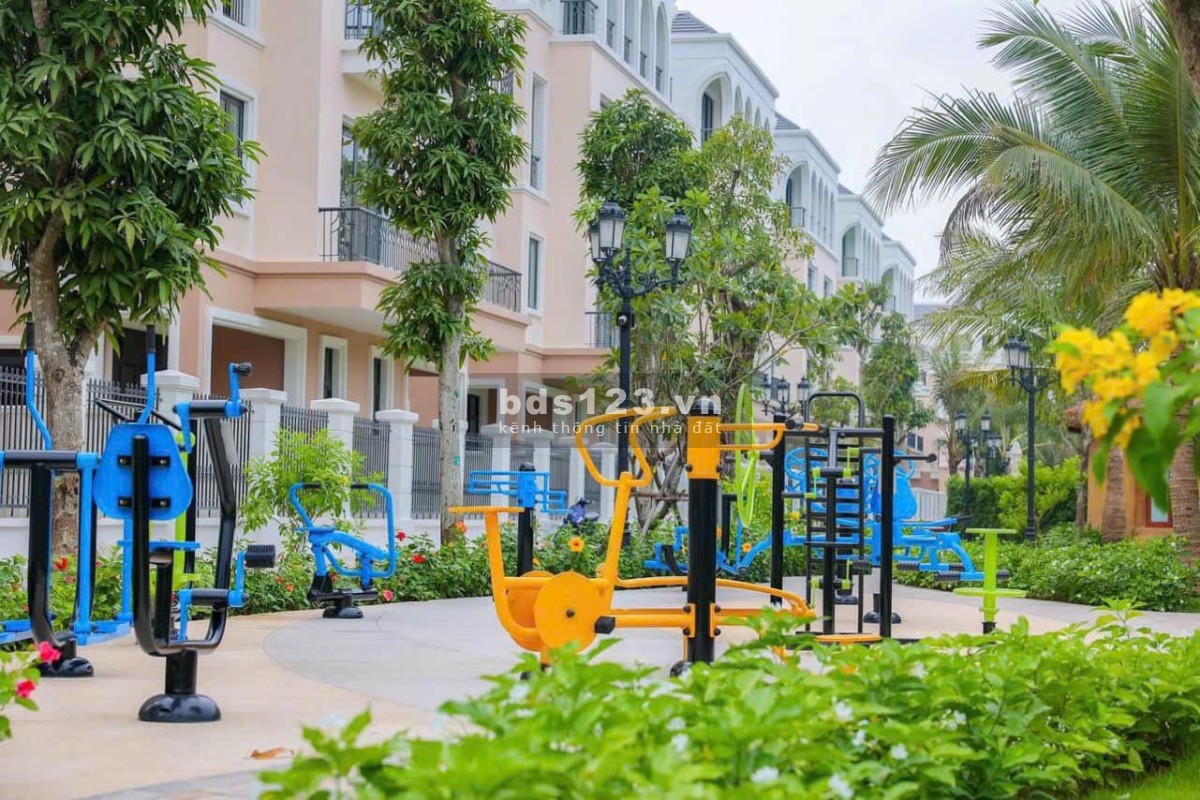 phân khu Shophouse sao biển còn 1 lô giá rẻ ngang với cọ xanh- full tiện ích