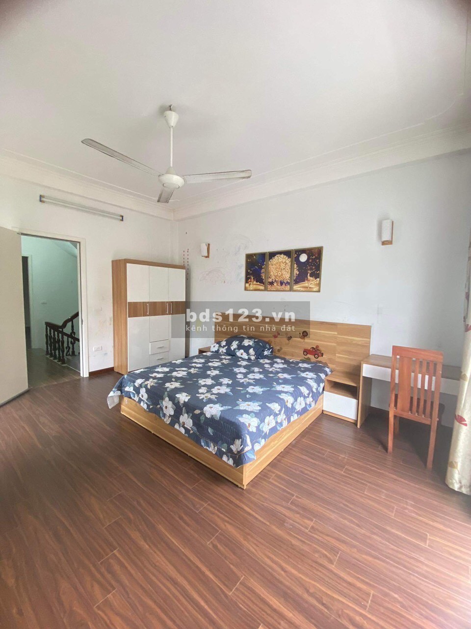Bán Nhà trong ngõ 28, diện tích 52m2, 5 tầng, mặt tiền 4.2m