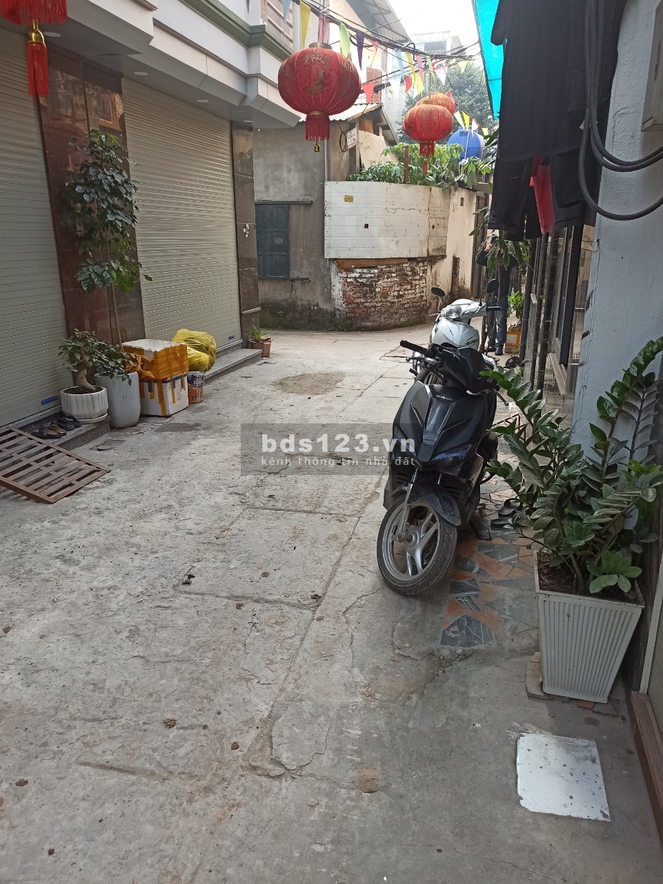 Bán 3 căn nhà mới xây Tứ Hiệp, Văn Điển, TT Thanh Trì, 40m2, 5 tầng, 3,9 tỷ.