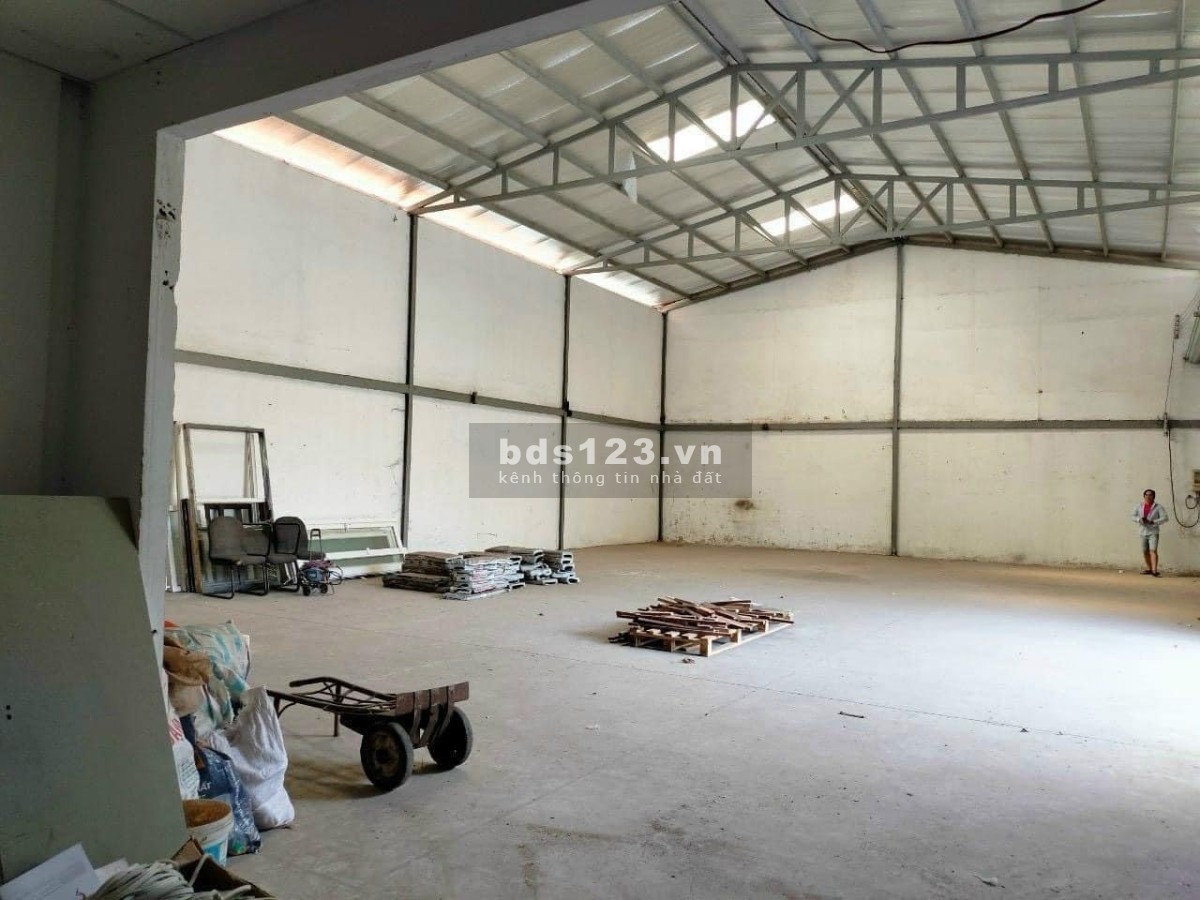 MB Kho đẹp Sd 375m2 đường Trần Thị Bảy Quận 12