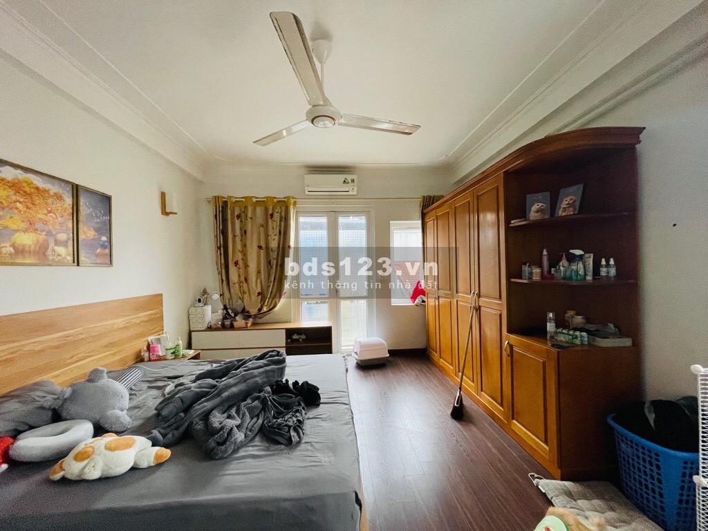 Bán Nhà trong ngõ 28, diện tích 52m2, 5 tầng, mặt tiền 4.2m