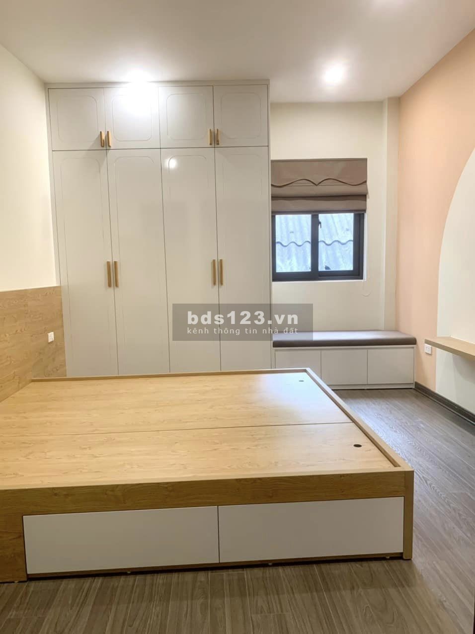 Nhà đẹp dân xây full nội thất ngã tư Sở - 20M ra đường Láng - 4 tầng - 52M - Chỉ 6.5 tỷ