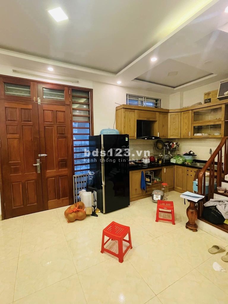 Bán nhà Cầu Bươi, kinh doanh, văn phòng, ô tô tận cửa. Giá 5.8 tỷ