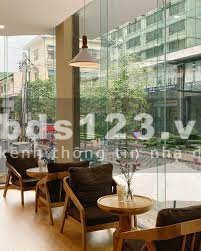 Văn phòng lô góc 3 mặt kính sẵn nội thất tại Xuân Phong Building, Trung Kính, Cầu Giấy