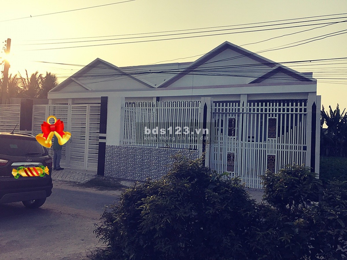 Nhà Gò Công Đông Tiền Giang, mặt tiền đường nhựa xã Tân Đông, 236m2 4PN sổ hồng, giá rẻ 1.6 tỷ