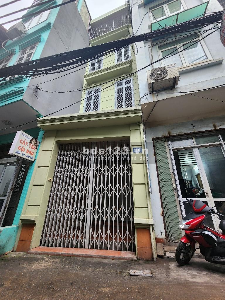 Nhà đẹp ở ngay, ngõ thông - Kinh doanh - Ô tô đỗ cửa trung tâm Hai Bà Trưng