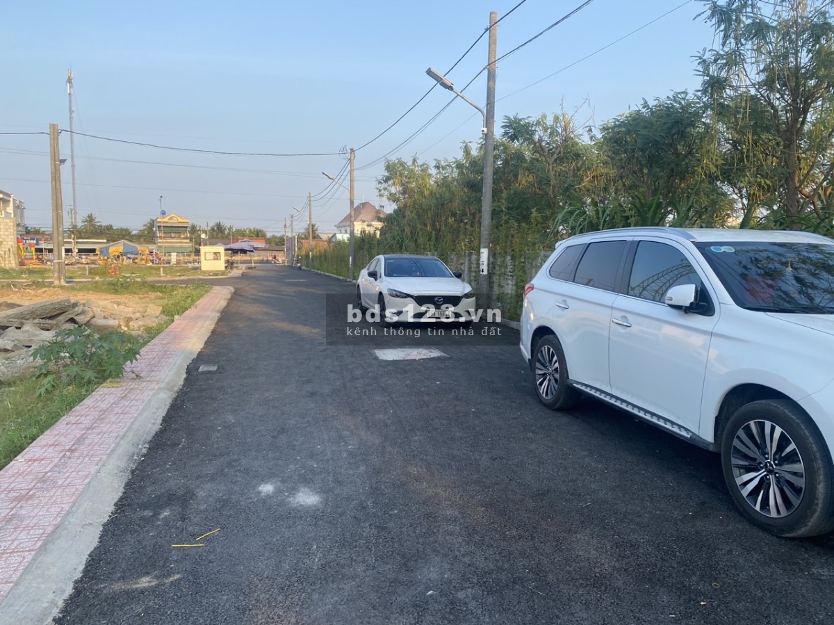 Bán 100m2 đất thổ cư khu nhà phố Châu Âu