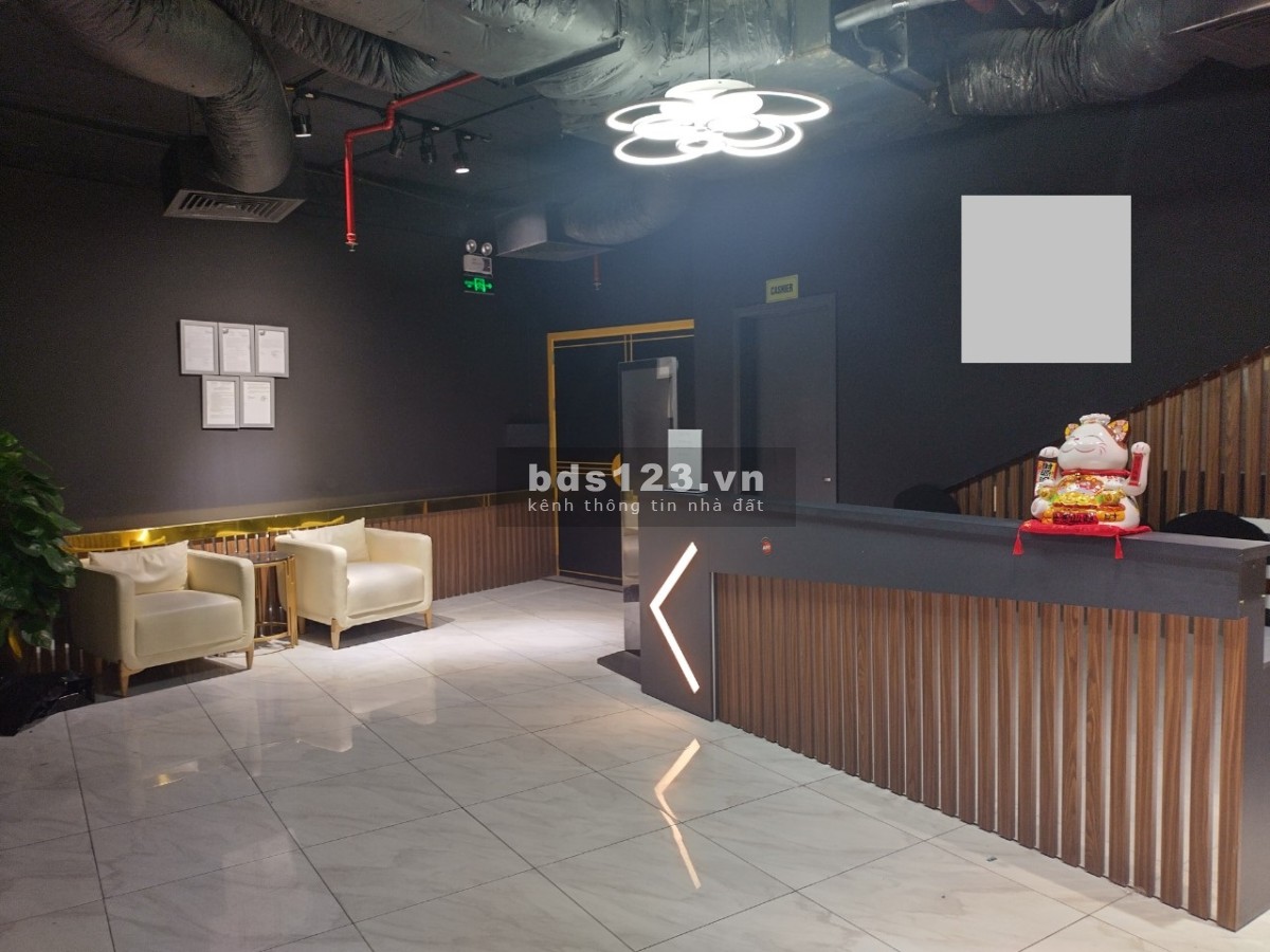 Mặt bằng tòa nhà thương mại dịch vụ Thái Hà 713m2, thuê mọi mô hình. Vị trí mặt tiền đắc địa