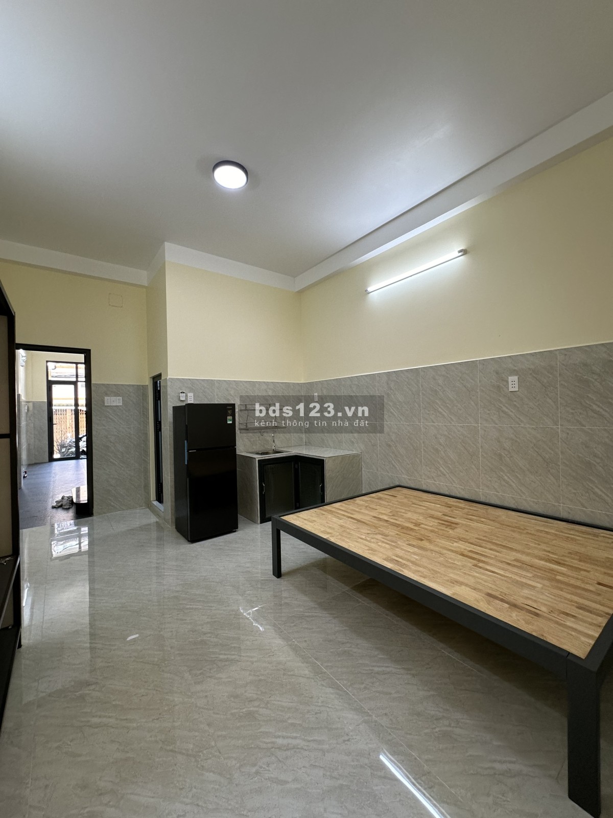 Bán nhà Trân Xuân Soạn quận 7 - Sổ hoàn công đầy đủ