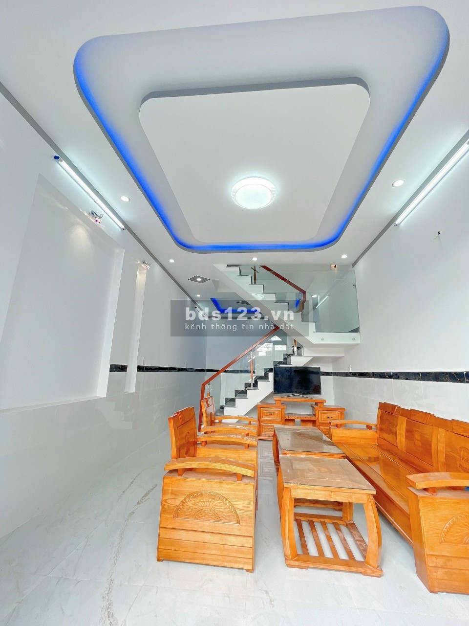 Bán nhà mới xây 1 trệt 1 lầu trung tâm Biên Hòa