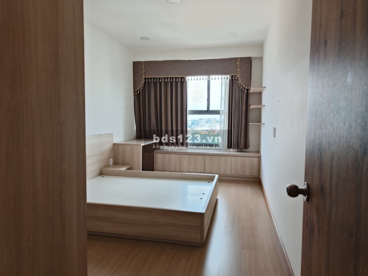 Cần bán gấp căn hộ chung cư Kingston, Phú Nhuận, 124m2, 3PN, 3WC, giá 7.5 tỷ. LH: 0377269969 Dưỡng