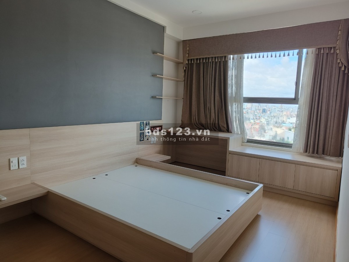 Cần bán gấp căn hộ chung cư Kingston, Phú Nhuận, 124m2, 3PN, 3WC, giá 7.5 tỷ. LH: 0377269969 Dưỡng